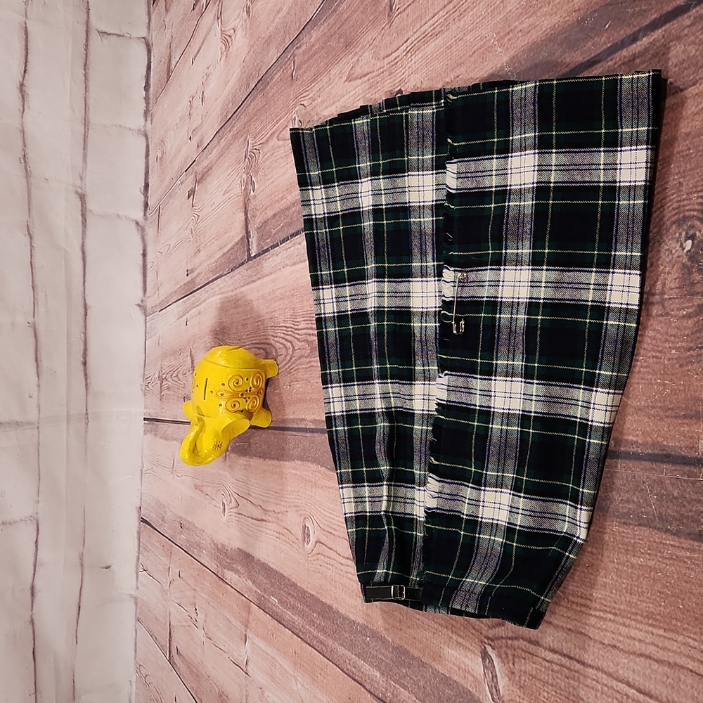 O'neil of Dublin Pure Wool Irish Kilt